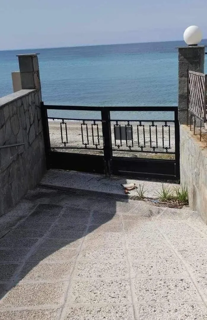 Flisvos Loft By The Sea Apartment Skala Fourkas